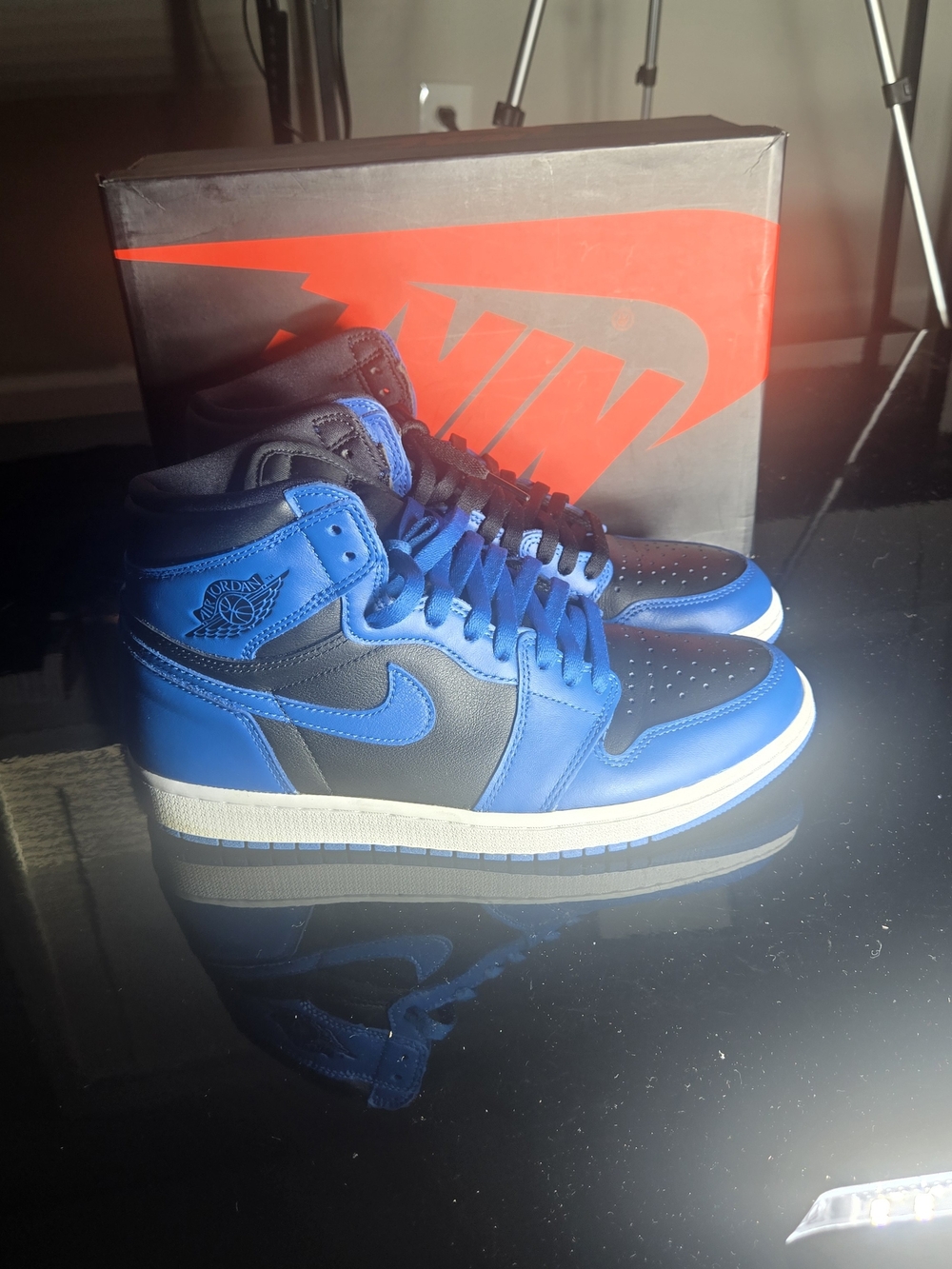 Size 9.5 - Jordan 1 Retro OG High Dark Marina Blue